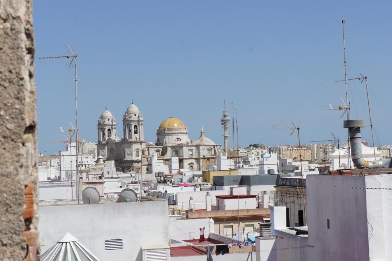 Apartamento Muy Bien Situado En El Centro De Cadiz Y Al Lado De La Playa Екстер'єр фото