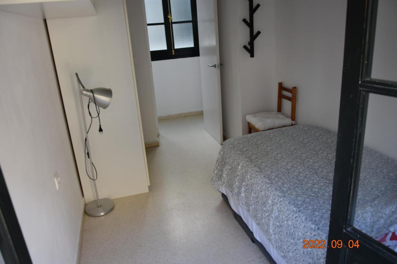 Apartamento Muy Bien Situado En El Centro De Cadiz Y Al Lado De La Playa Екстер'єр фото